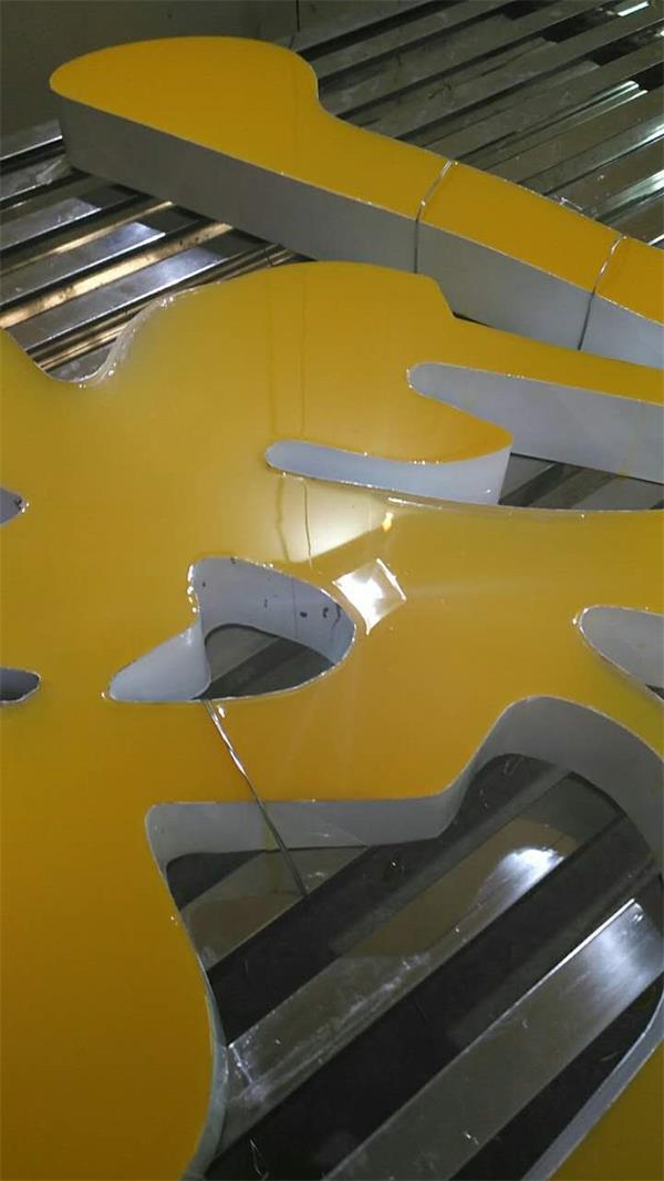 樹(shù)脂字制作